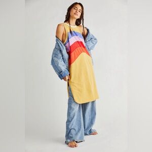 We The Free Kaleidoscope Tee XL